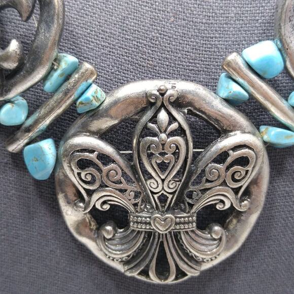 Gemstone Necklace, Unique Fleur-de-lis, Flower of the Lily Pendant, 22 Inches - Picture 4 of 9